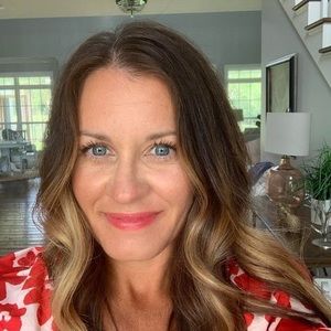 Meet your Posher, Shana